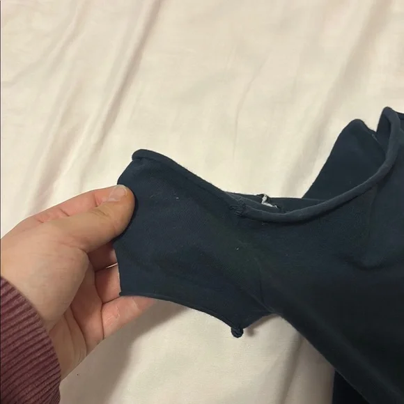 Women's Black Off-Shoulder Top - Picture 4 of 4